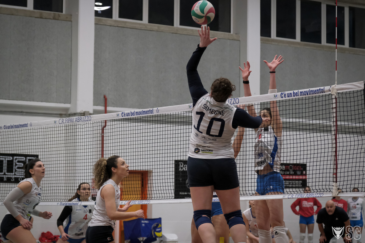 2025-03-volley-g17_010